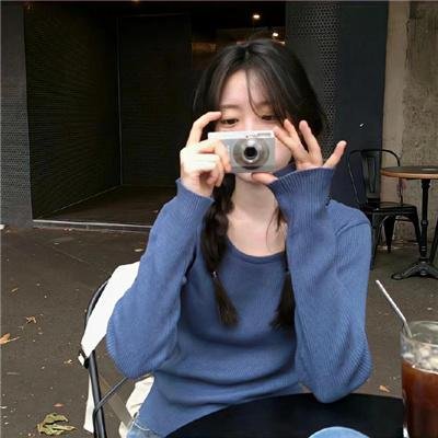 小姐嬉春